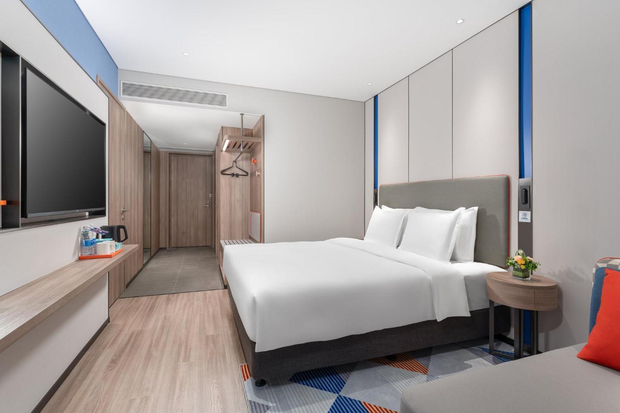 Holiday Inn Express Guangzhou Panyu Dashi By Ihg Buitenkant foto